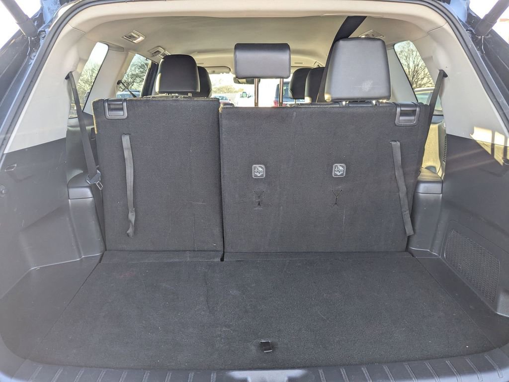 Used 2025 Toyota Grand Highlander XLE image 30