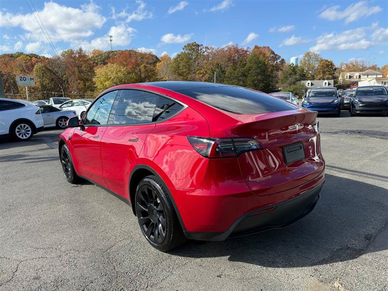 Used 2023 Tesla Model Y Long Range AWD/4WD image 3