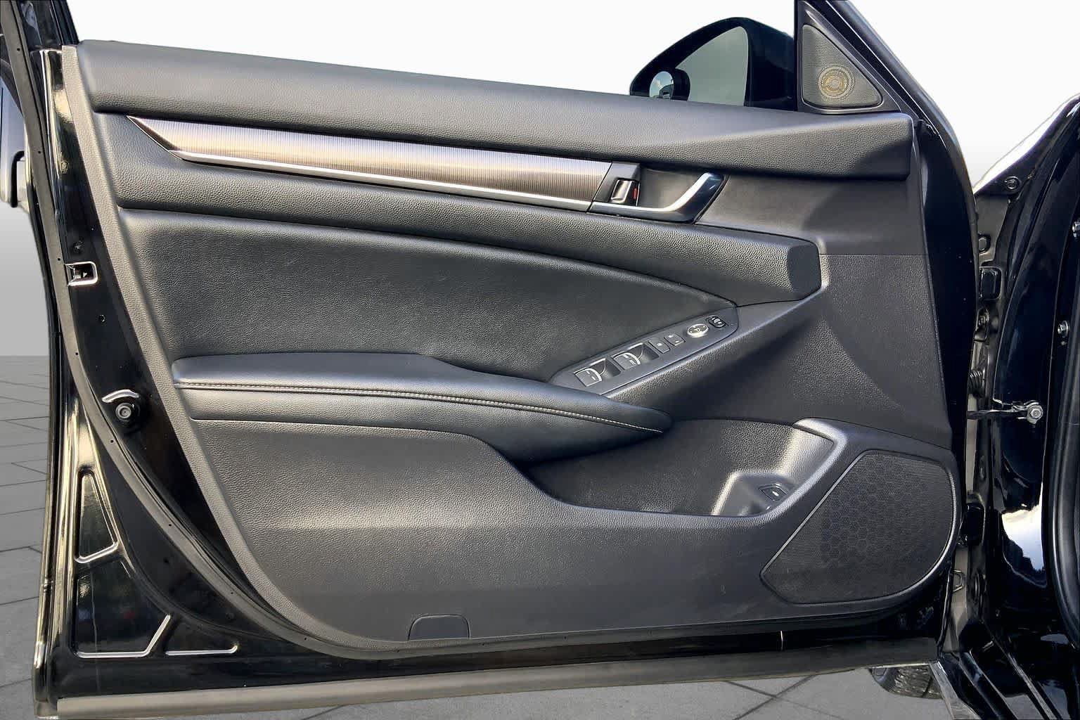 Used 2021 Honda Accord Sport image 21