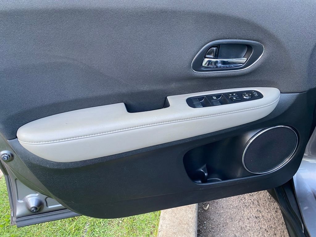 Used 2019 Honda HR-V EX image 13