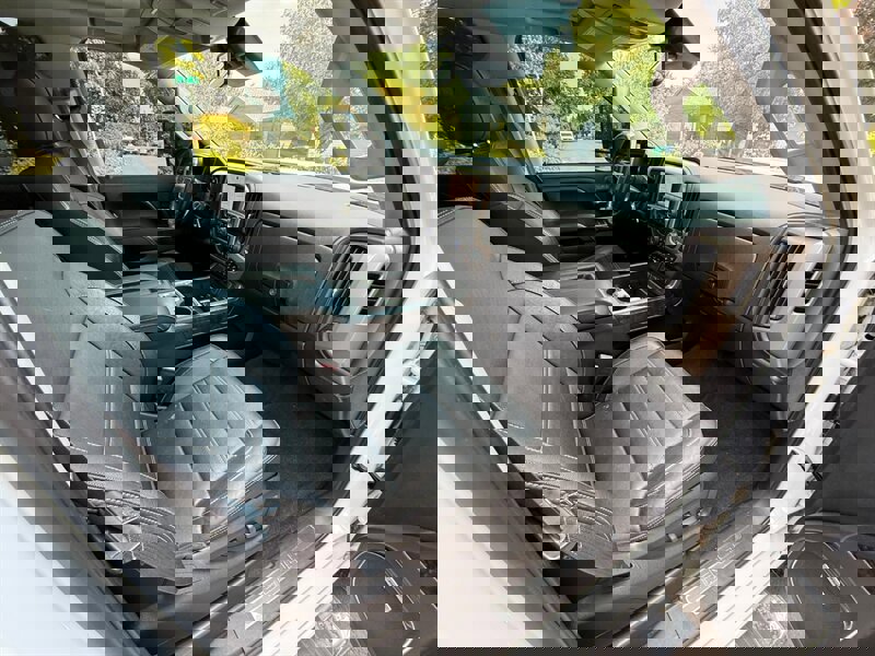 Used 2015 GMC Sierra 2500 Denali w/ Duramax Plus Package image 13