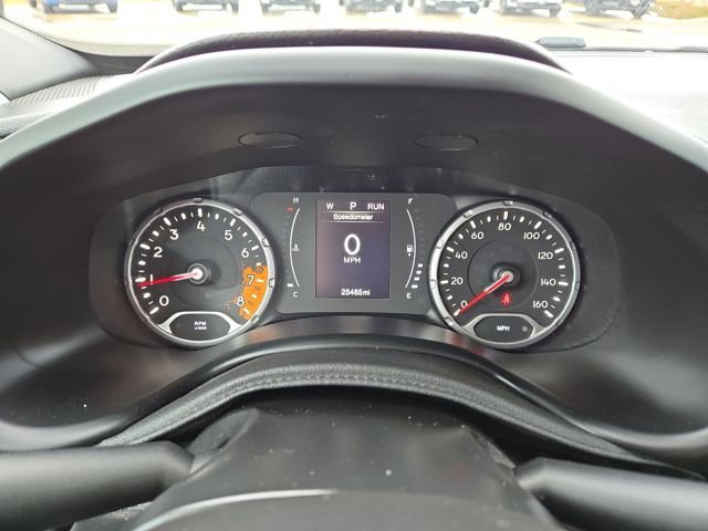 Used 2018 Jeep Renegade Latitude w/ Cold Weather Group image 16