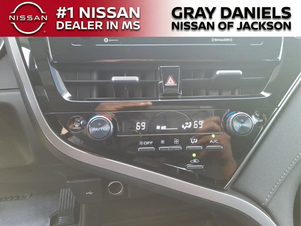 Used 2023 Toyota Camry LE image 16