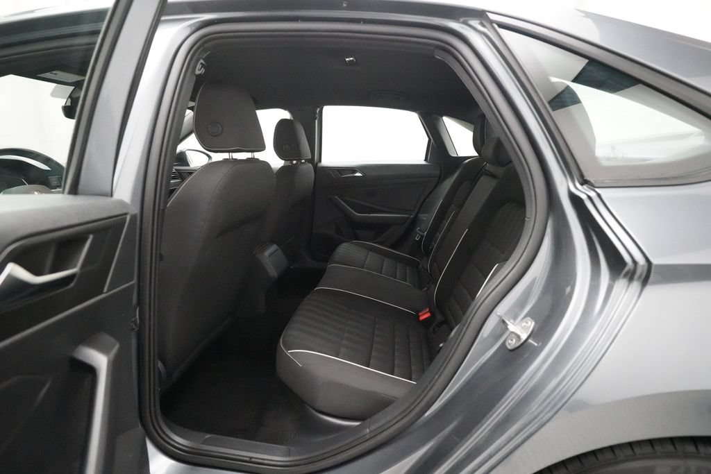 Used 2024 Volkswagen Jetta Sport FWD image 14