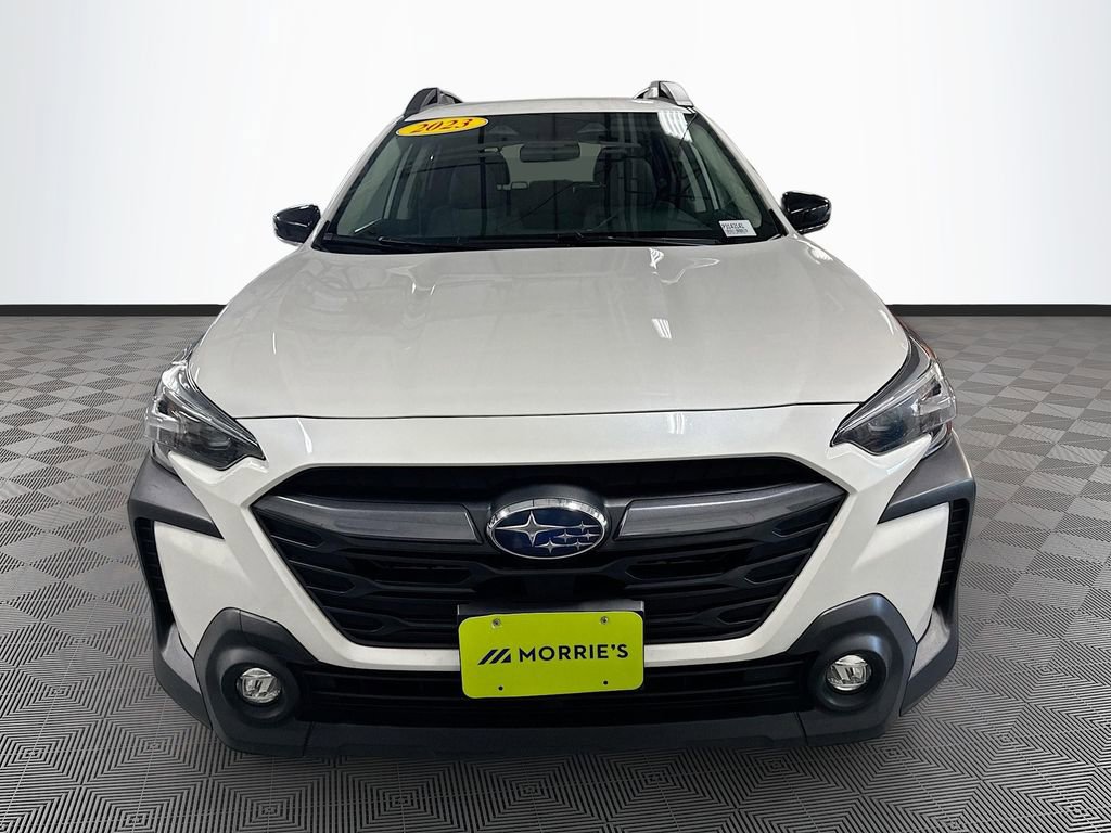 Used 2023 Subaru Outback Premium image 2