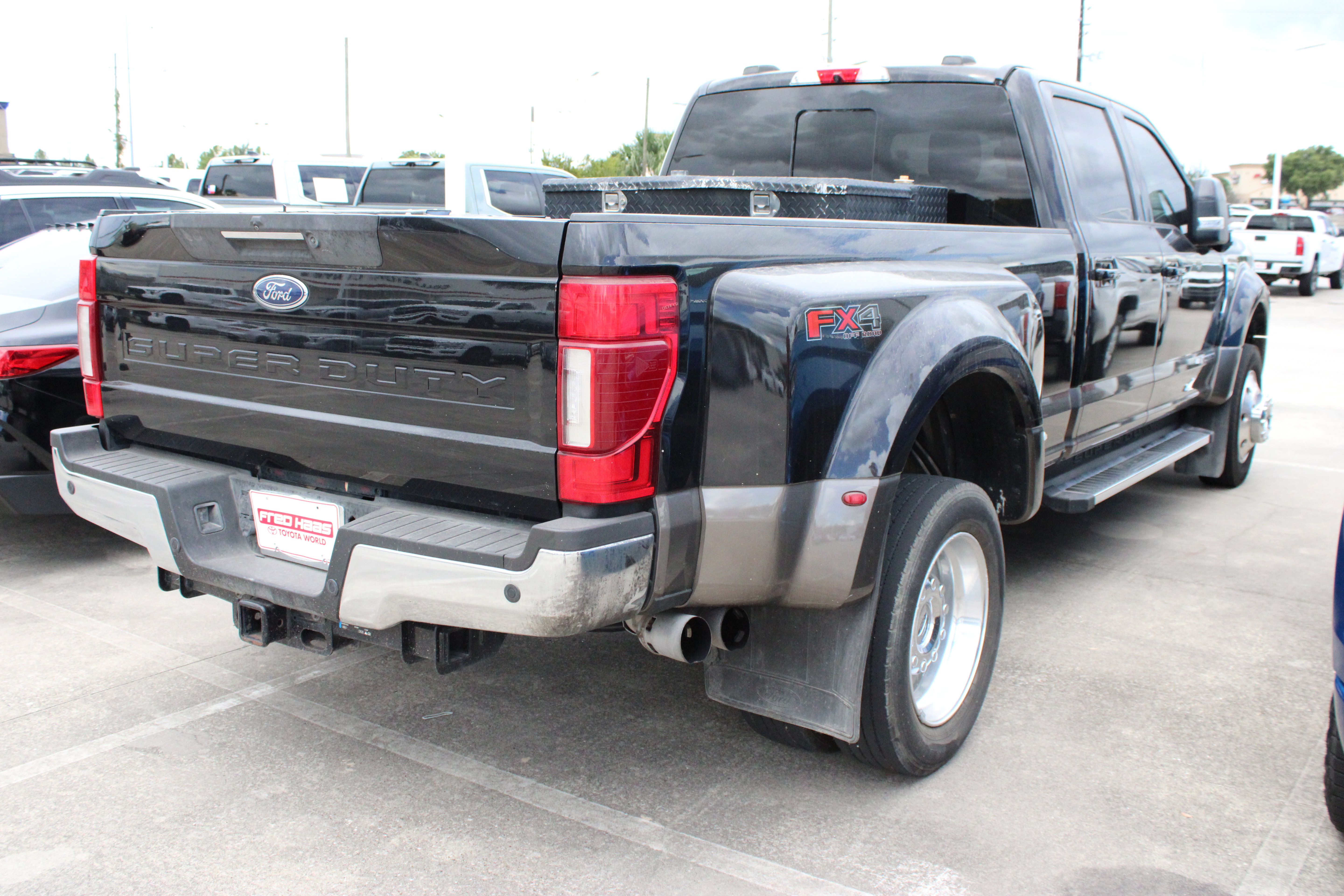 Used 2021 Ford F450 Lariat w/ Lariat Ultimate Package AWD/4WD image 11