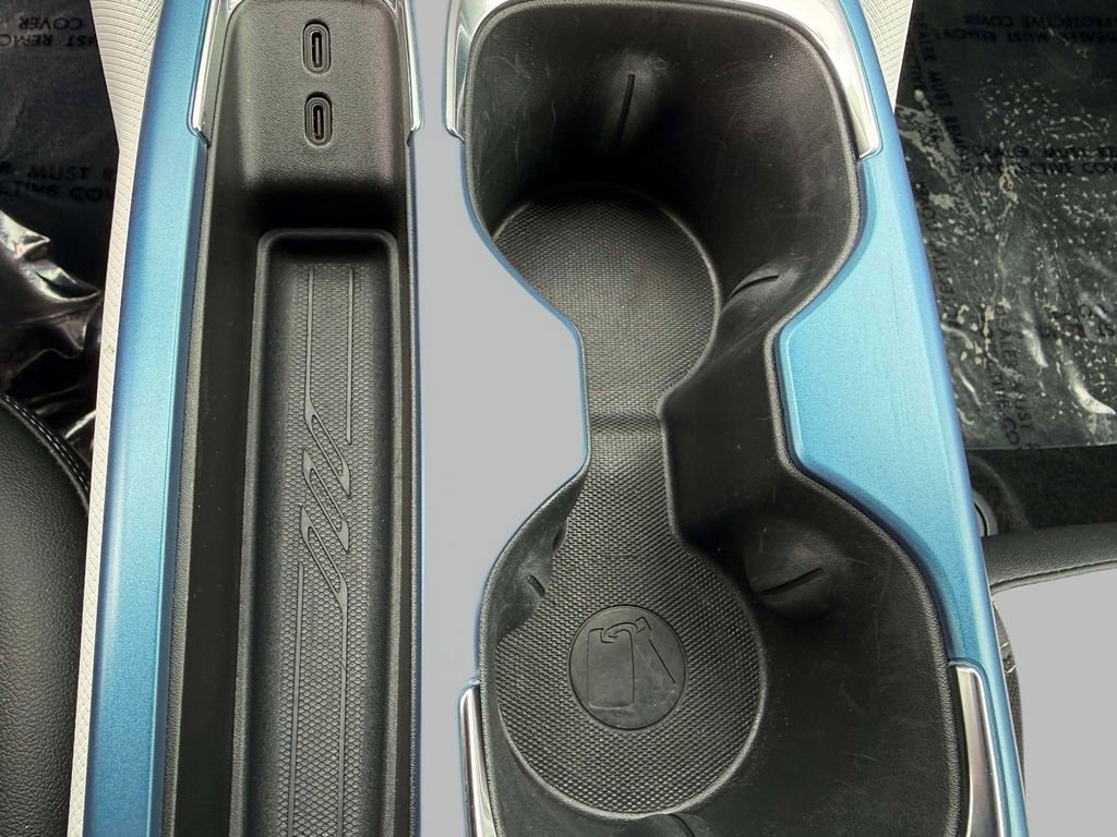 Used 2025 Chevrolet Equinox EV LT image 23