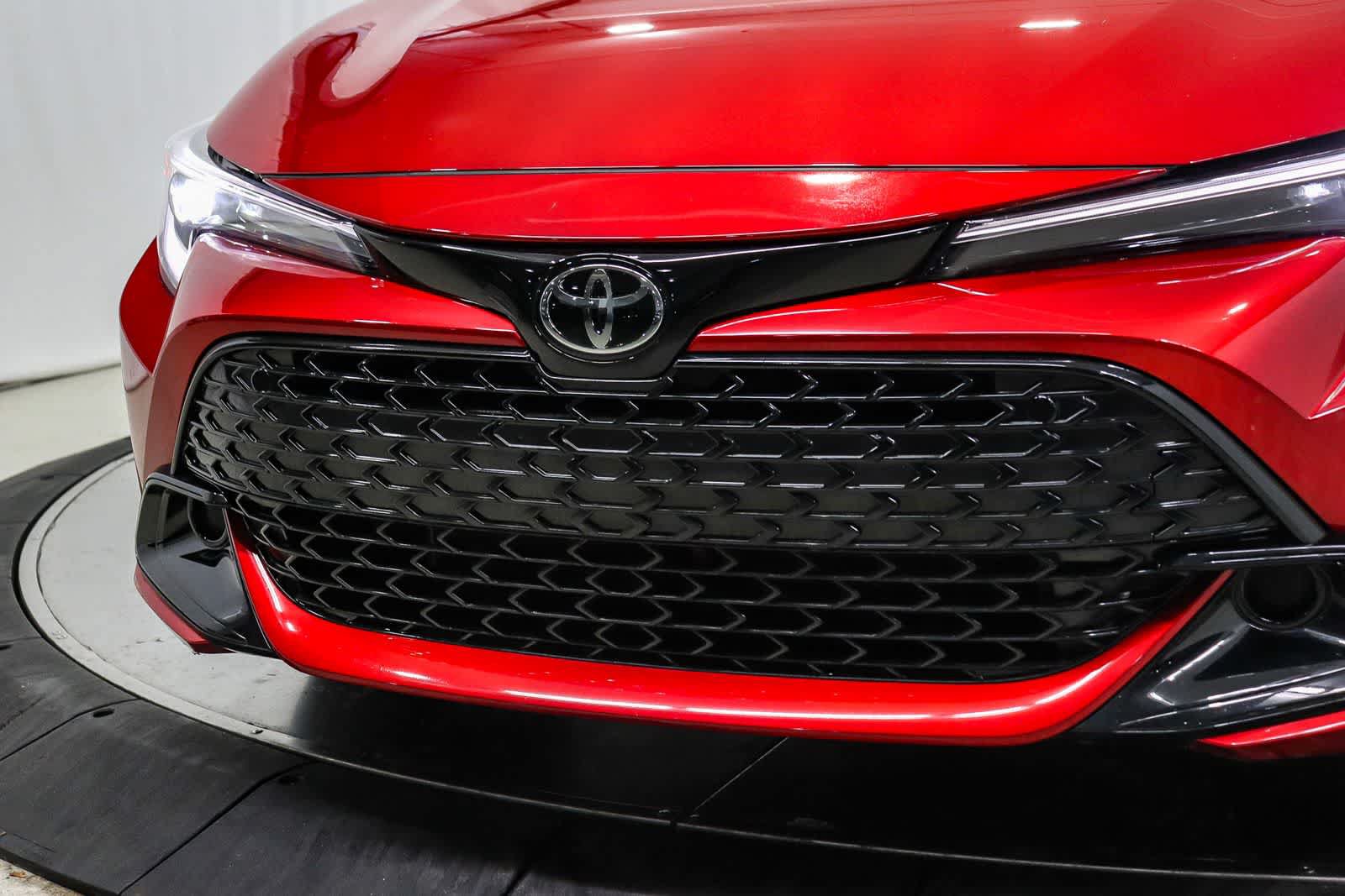 Used 2024 Toyota Corolla SE w/ SE Package FWD image 8