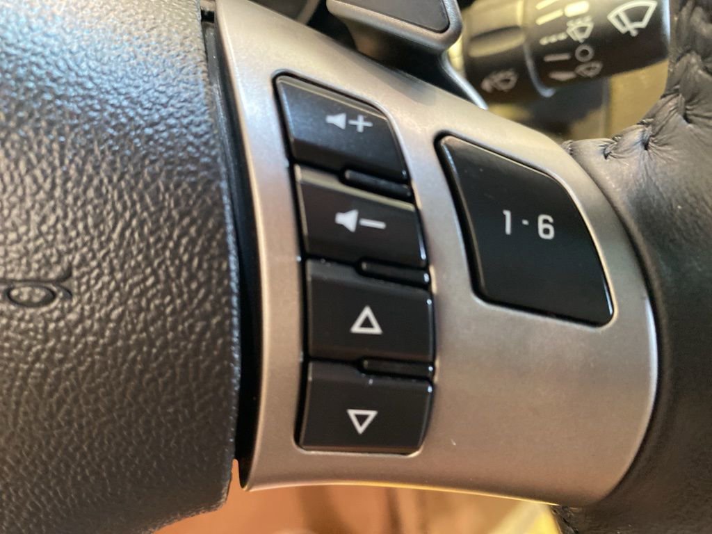 Used 2009 Chevrolet Corvette Coupe w/ Preferred Equipment Group image 24