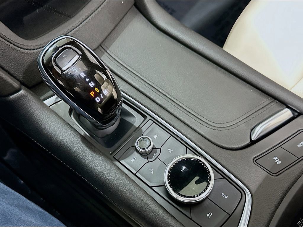 Used 2023 Cadillac XT6 Sport image 17