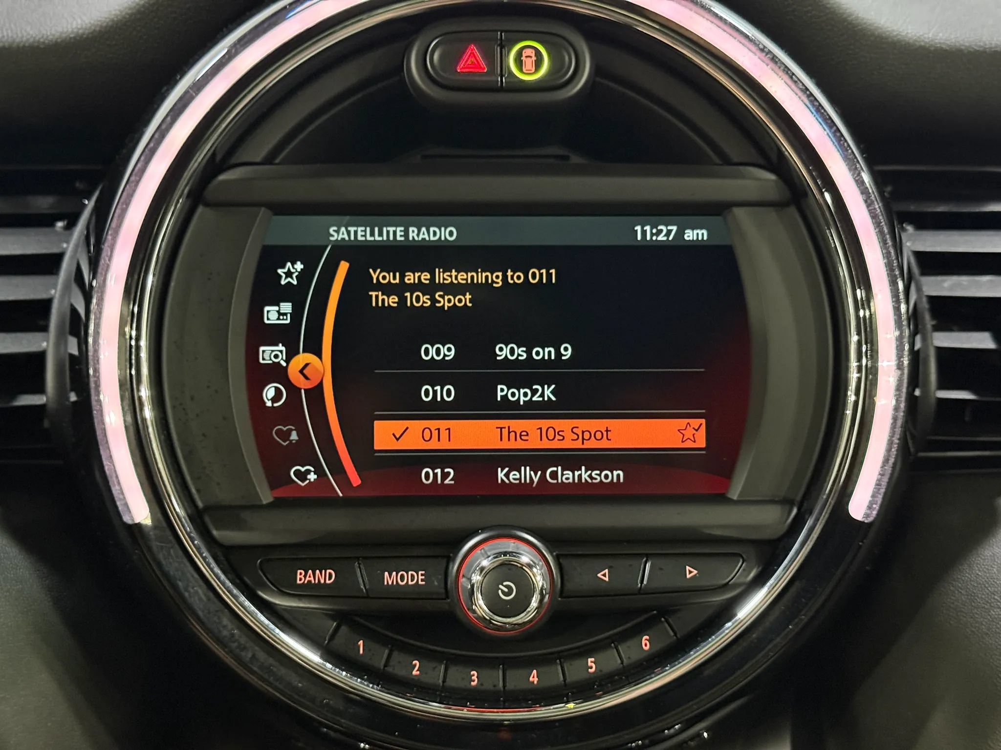 Used 2019 MINI Cooper S w/ Signature Upholstery Package FWD image 31