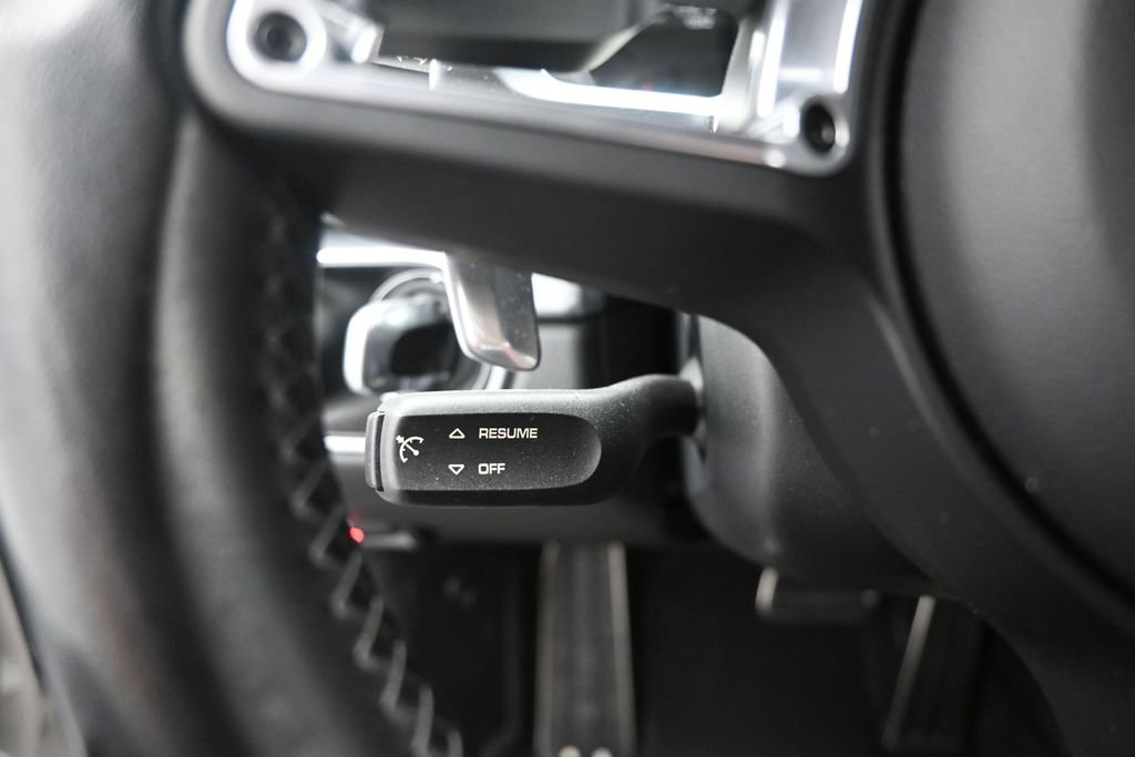 Used 2018 Porsche 718 Cayman S RWD image 31