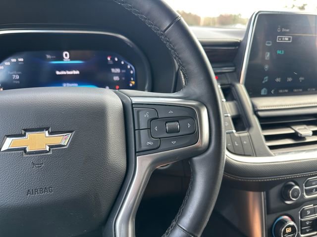 Used 2023 Chevrolet Suburban Premier image 23