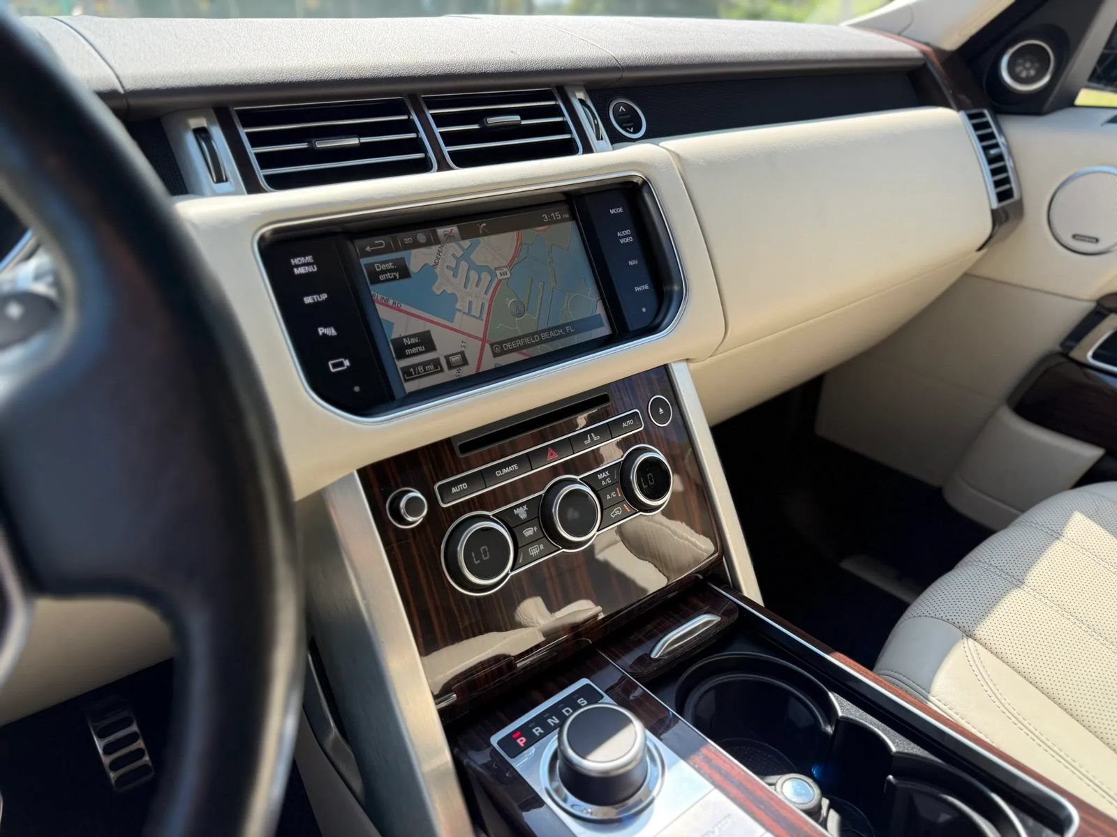 Used 2015 Land Rover Range Rover Long Wheelbase Supercharged AWD/4WD image 34