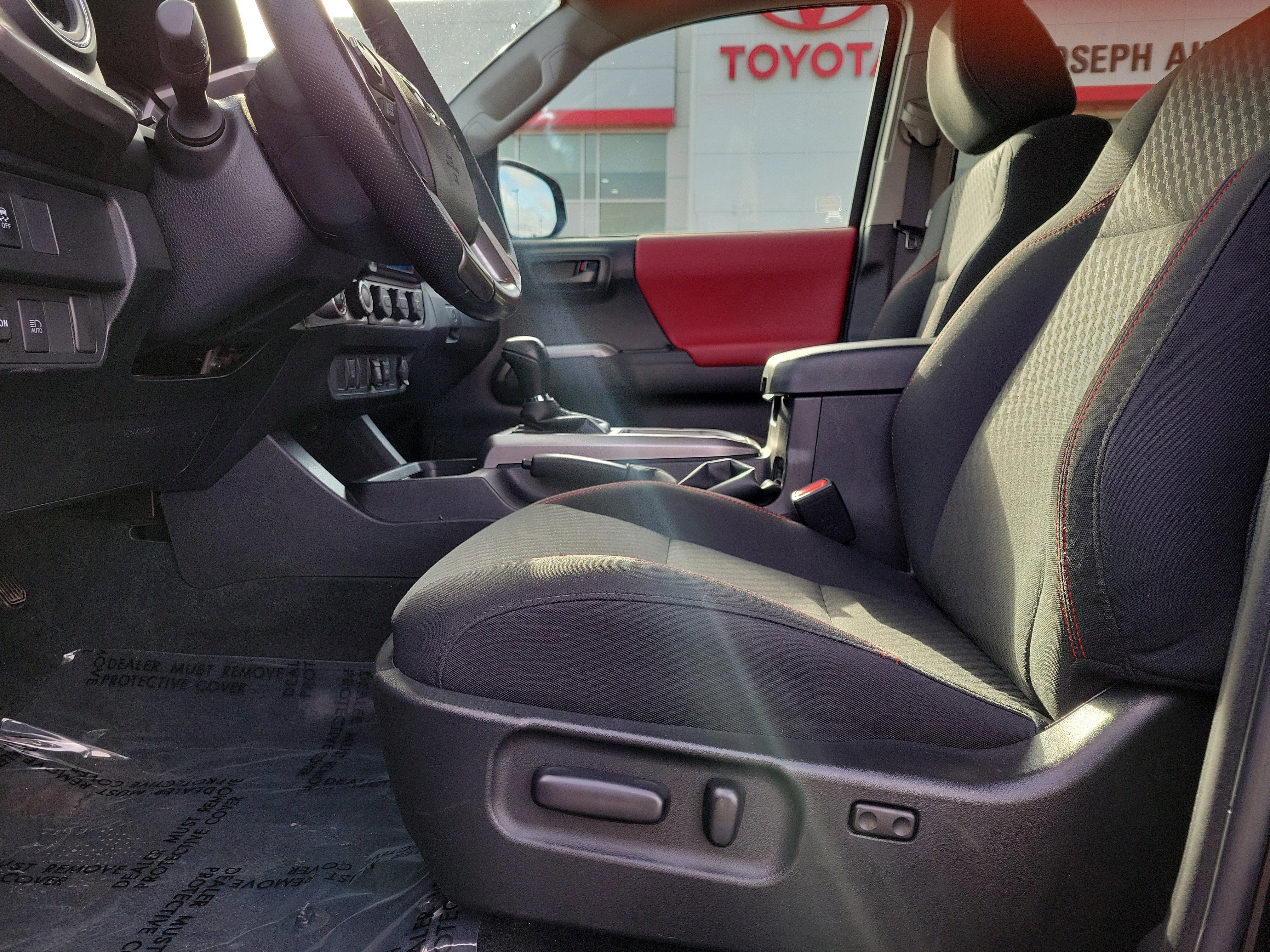 Used 2023 Toyota Tacoma SR image 16