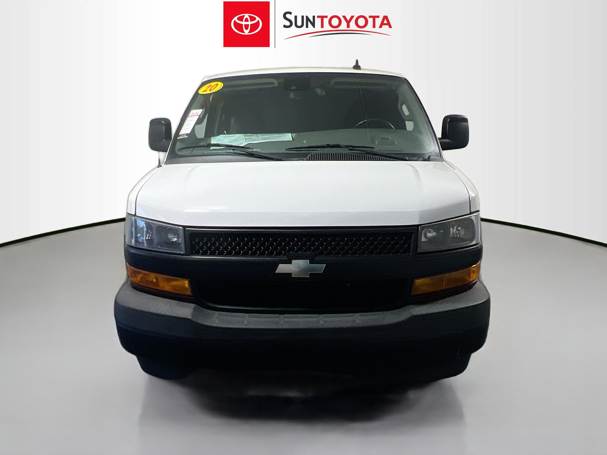 Used 2020 Chevrolet Express 3500 Extended w/ Driver Convenience Package RWD image 10
