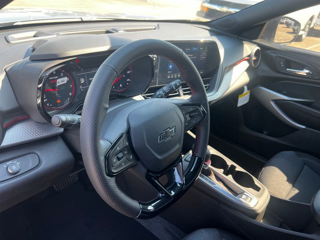 New 2026 Chevrolet Trax RS w/ Sunroof Package image 27
