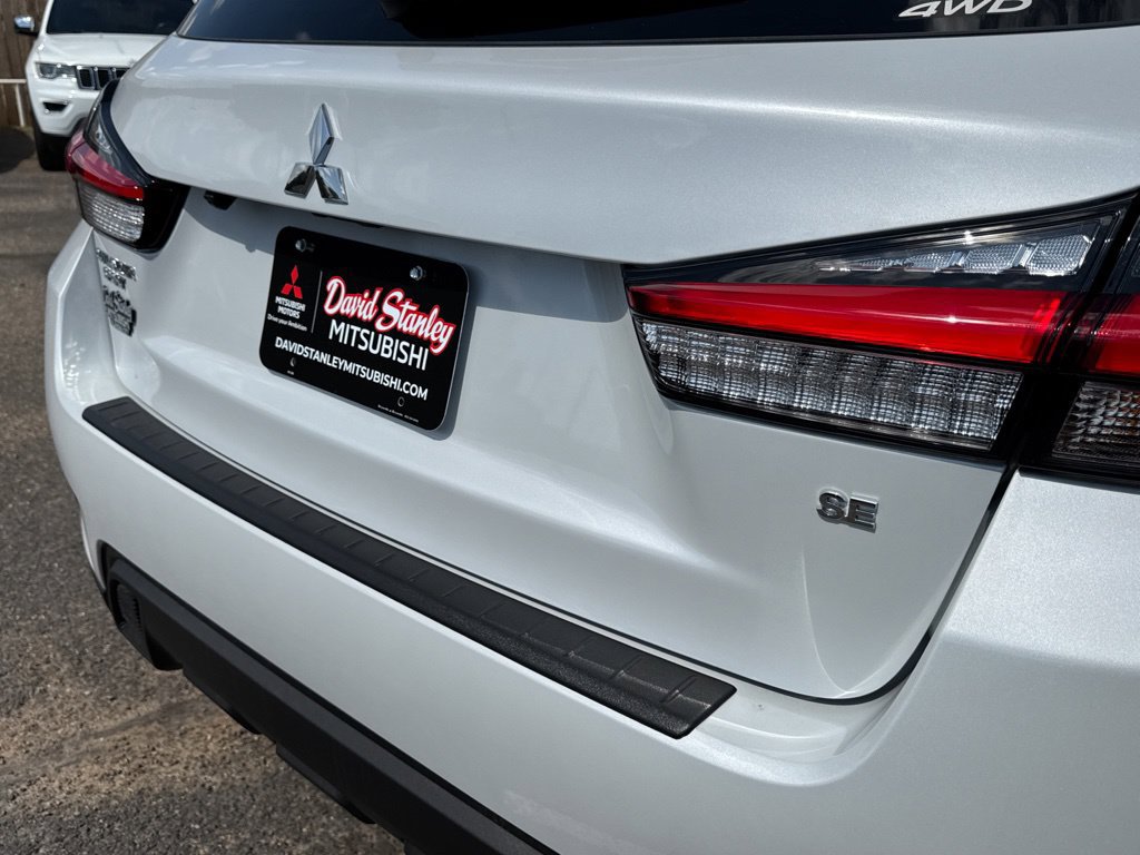 New 2027 Mitsubishi Outlander Sport SE AWD/4WD image 40