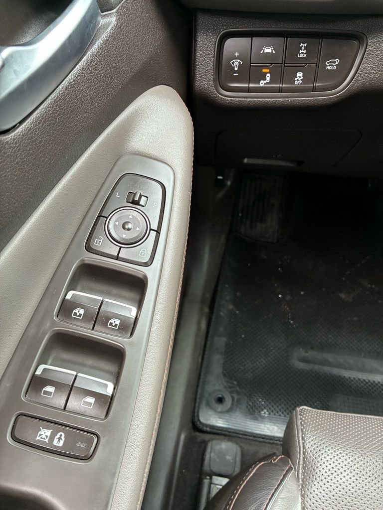 Used 2020 Hyundai Santa Fe Limited w/ Cargo Package image 24