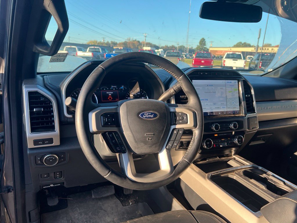 Used 2022 Ford F250 Lariat w/ Lariat Ultimate Package AWD/4WD image 13