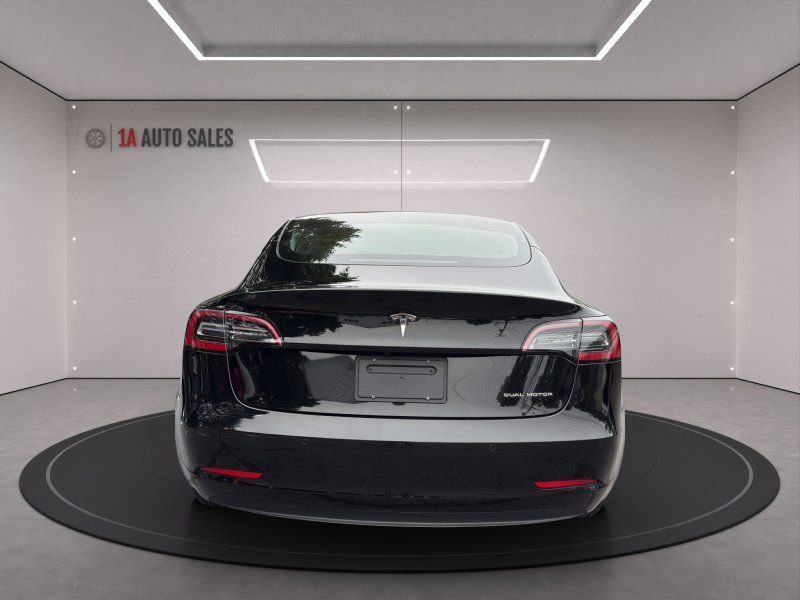 Used 2021 Tesla Model 3 Long Range image 4