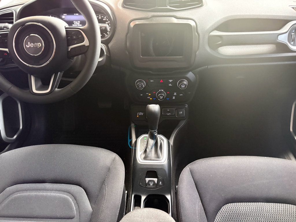 Used 2021 Jeep Renegade Latitude AWD/4WD image 29