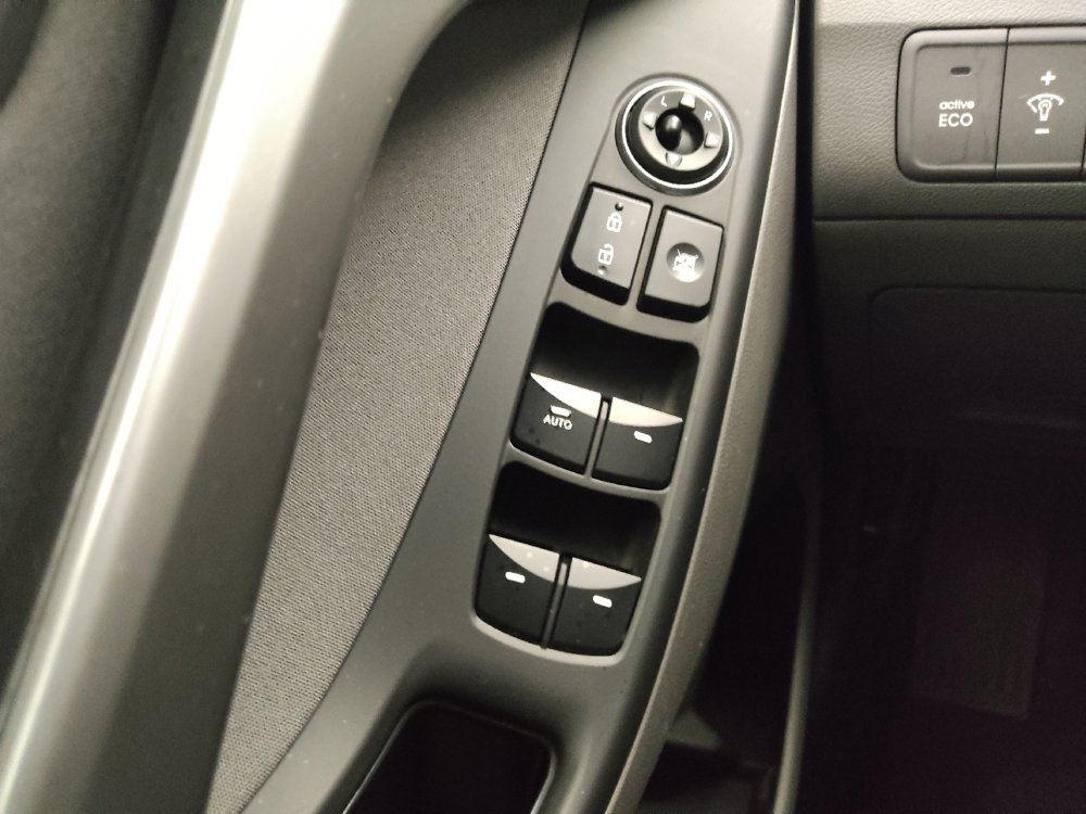 Used 2015 Hyundai Elantra SE w/ Option Group 02 image 27