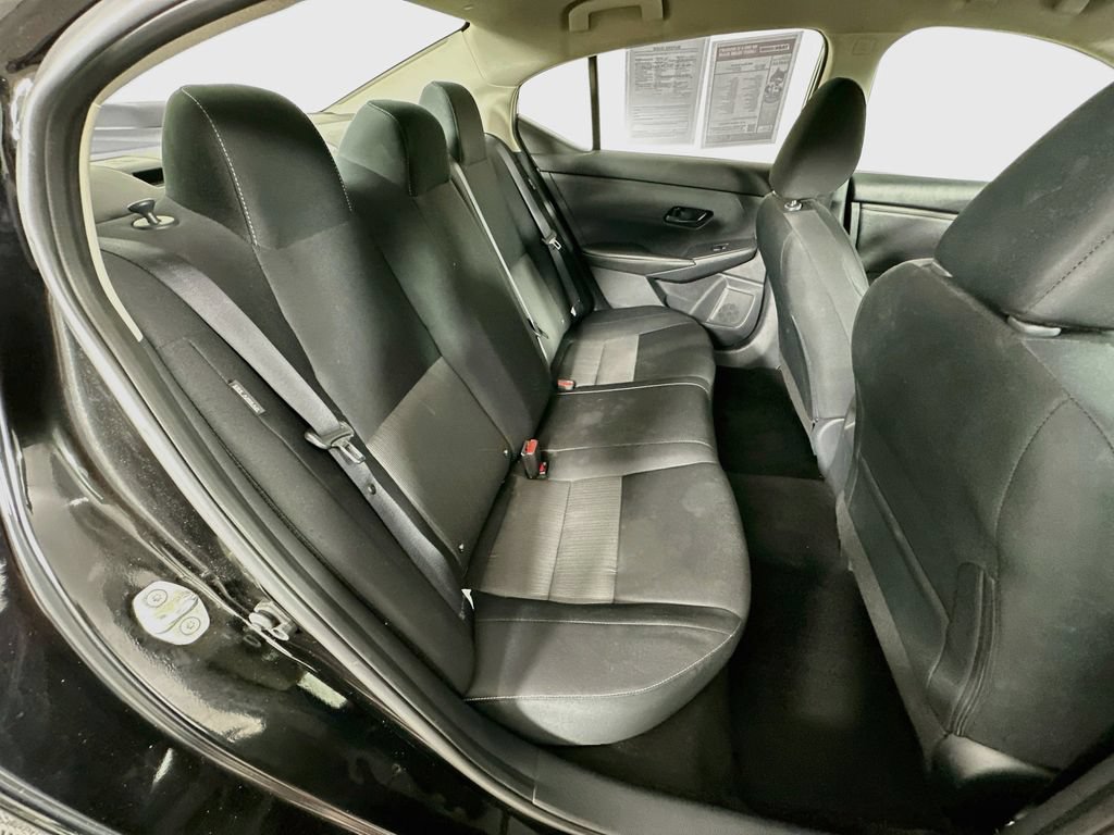 Used 2025 Nissan Sentra SV FWD image 32