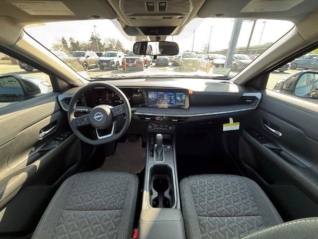 New 2026 Nissan Kicks SV w/ SV Premium Package AWD/4WD image 13