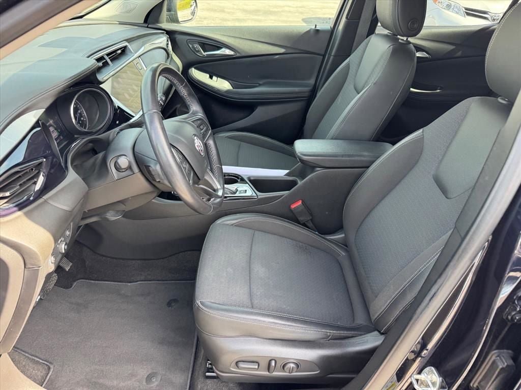 Used 2020 Buick Encore GX Preferred w/ Cold Weather Comfort Package AWD/4WD image 13