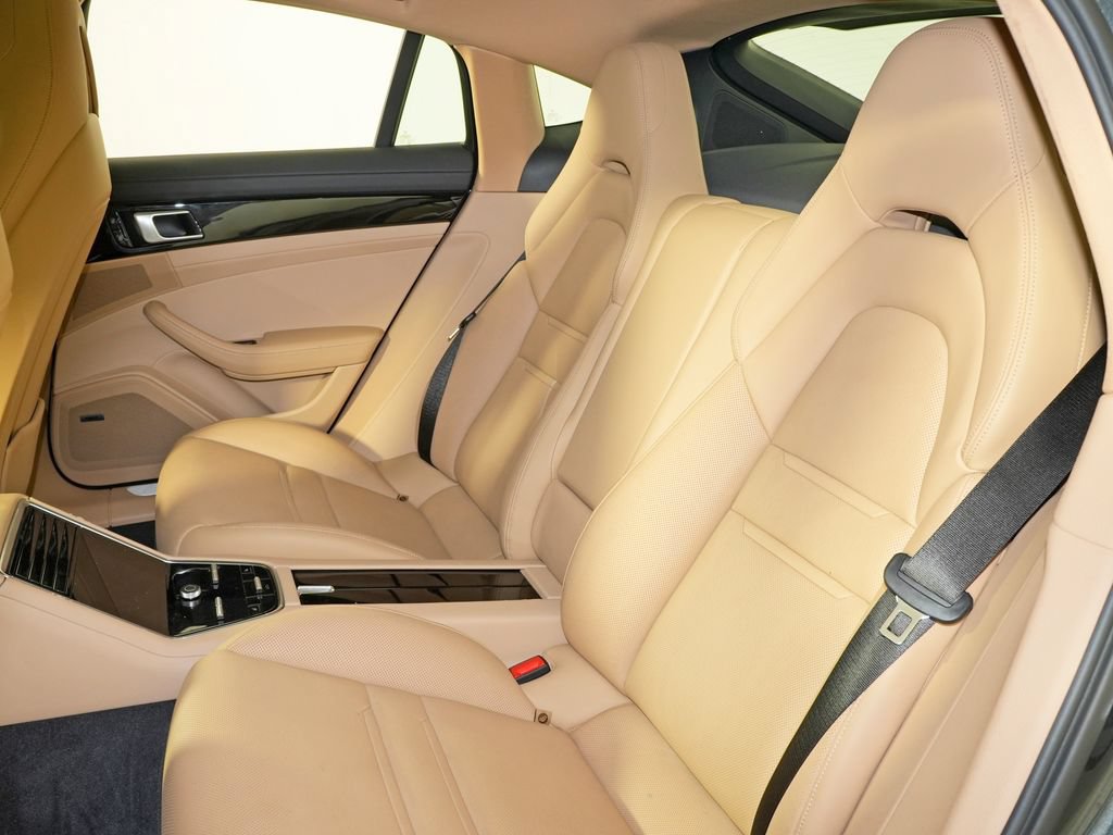 Certified 2020 Porsche Panamera 4S AWD/4WD image 36