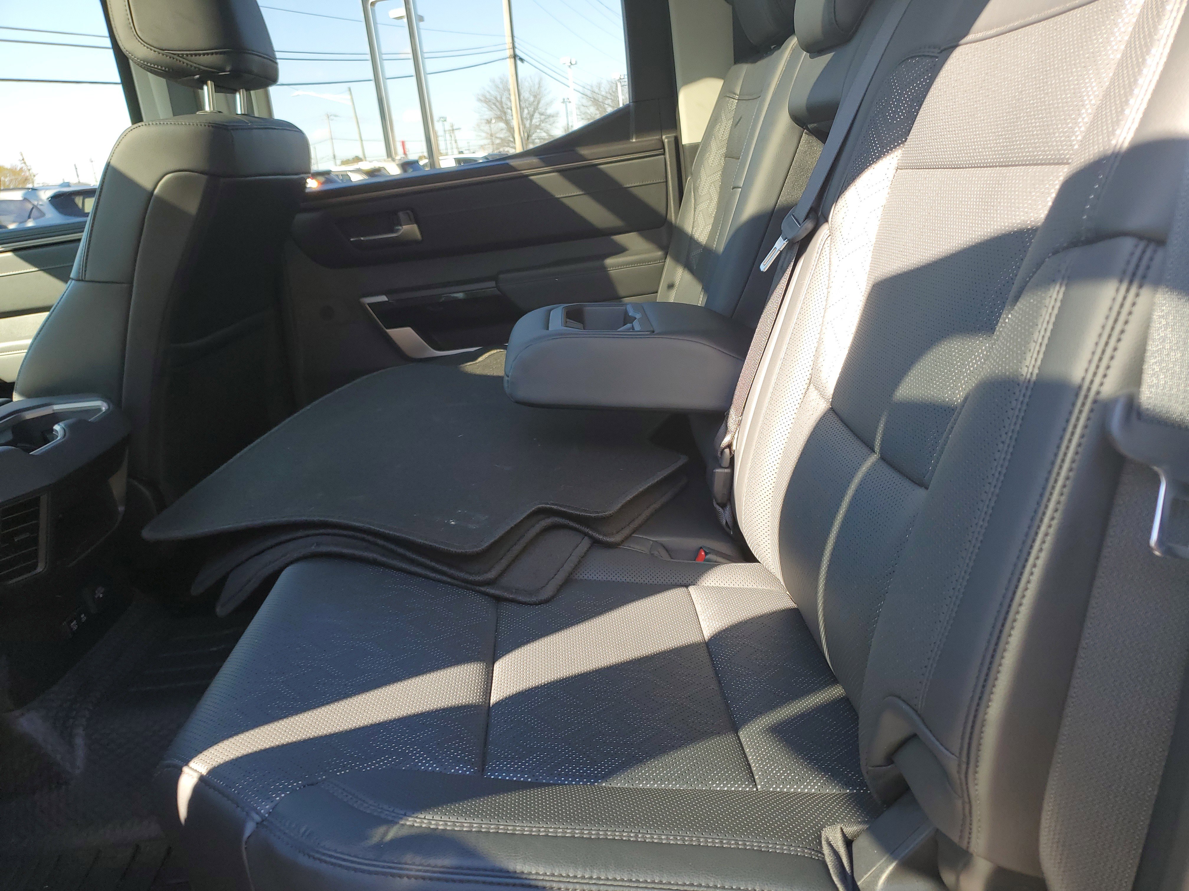 Used 2024 Toyota Tundra Limited image 9