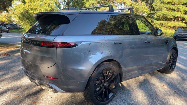 Certified 2025 Land Rover Range Rover Sport Dynamic SE AWD/4WD image 9