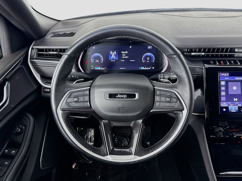 Used 2021 Jeep Grand Cherokee L Laredo image 29