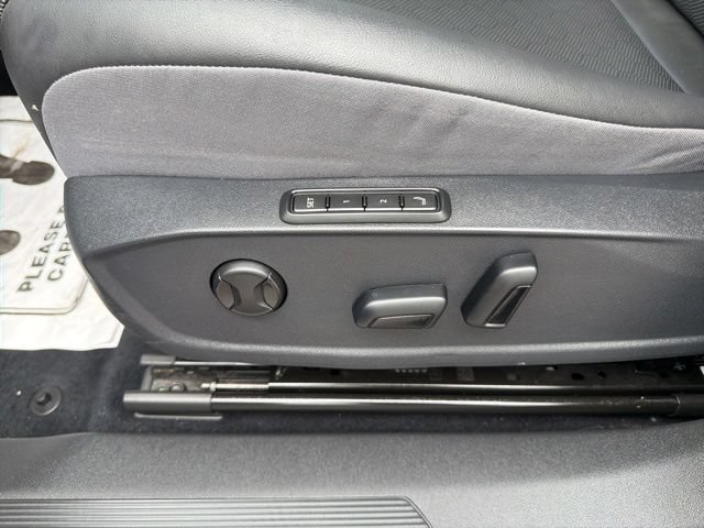 Used 2023 Volkswagen ID.4 Pro S AWD/4WD image 11