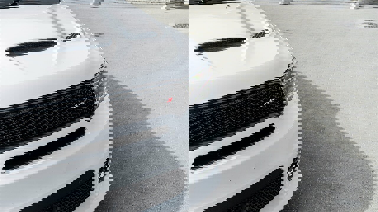 Used 2018 Dodge Durango R/T w/ Technology Group image 9