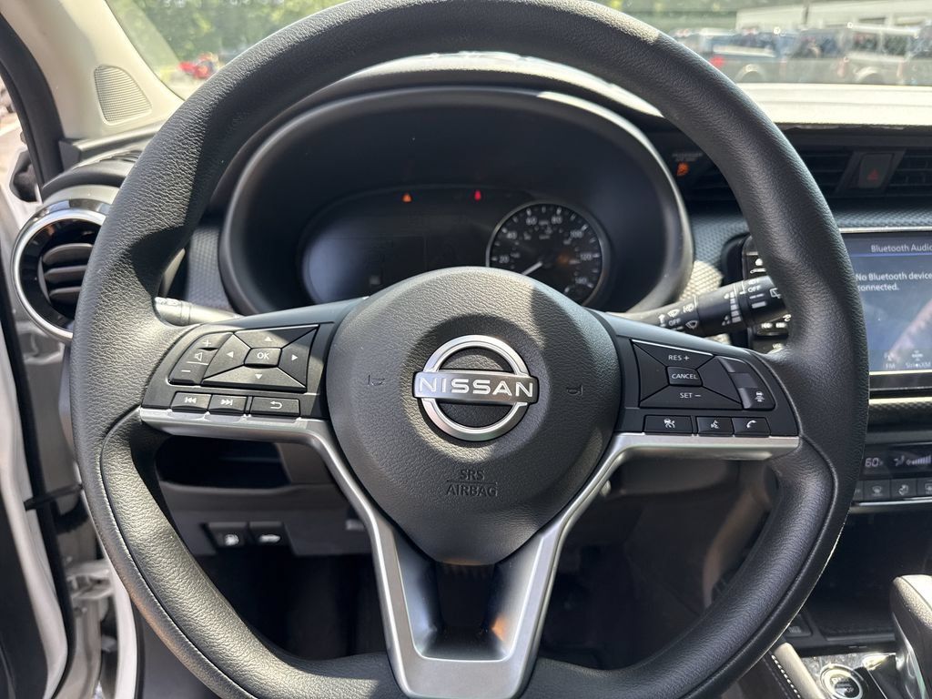 Used 2022 Nissan Kicks SV FWD image 22