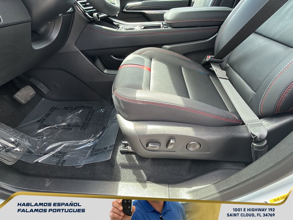 New 2026 Chevrolet Traverse RS image 14
