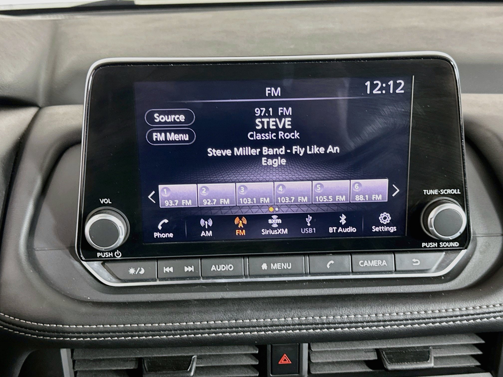 Used 2024 Nissan Rogue S FWD image 21