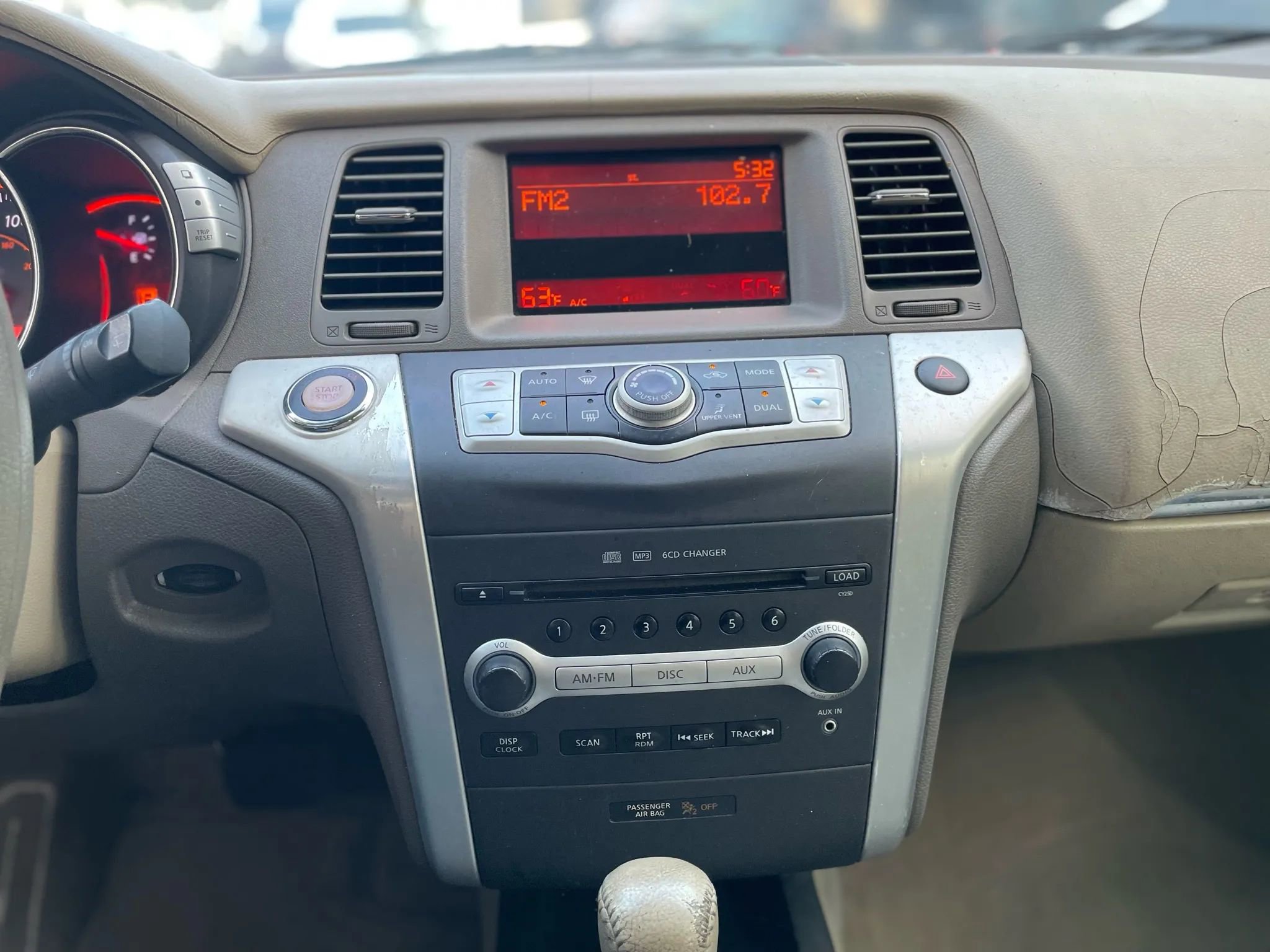 Used 2010 Nissan Murano S image 25