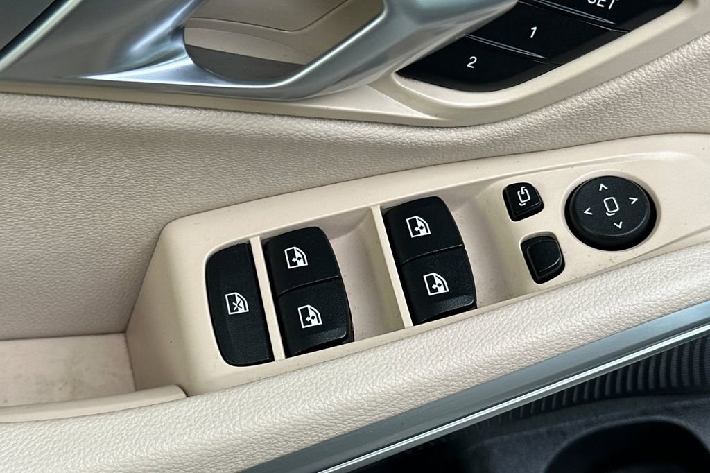 Used 2021 BMW M340i M340i w/ Premium Package image 11