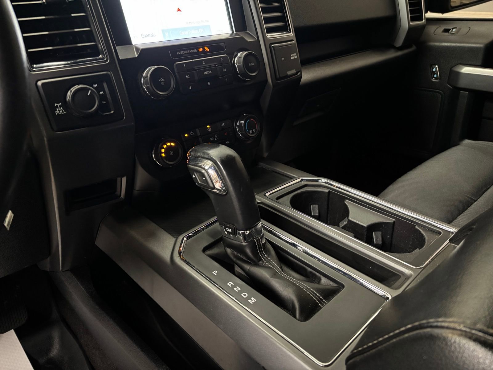 Used 2020 Ford F150 XLT w/ Equipment Group 302A Luxury image 21