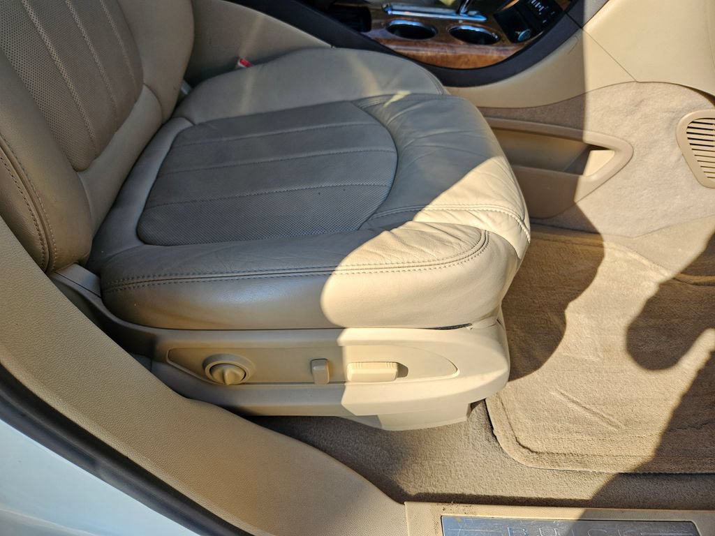 Used 2012 Buick Enclave Premium w/ Trailering Provision Package AWD/4WD image 34