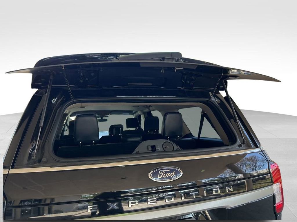 Used 2024 Ford Expedition Max XLT image 42