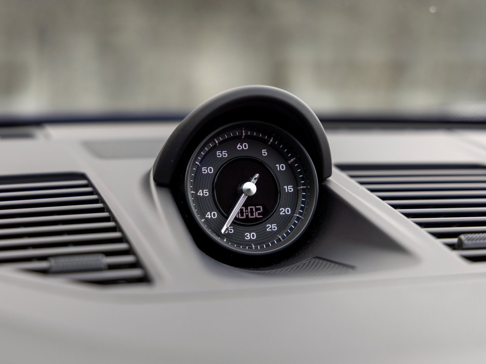 Certified 2022 Porsche 911 Carrera GTS image 35