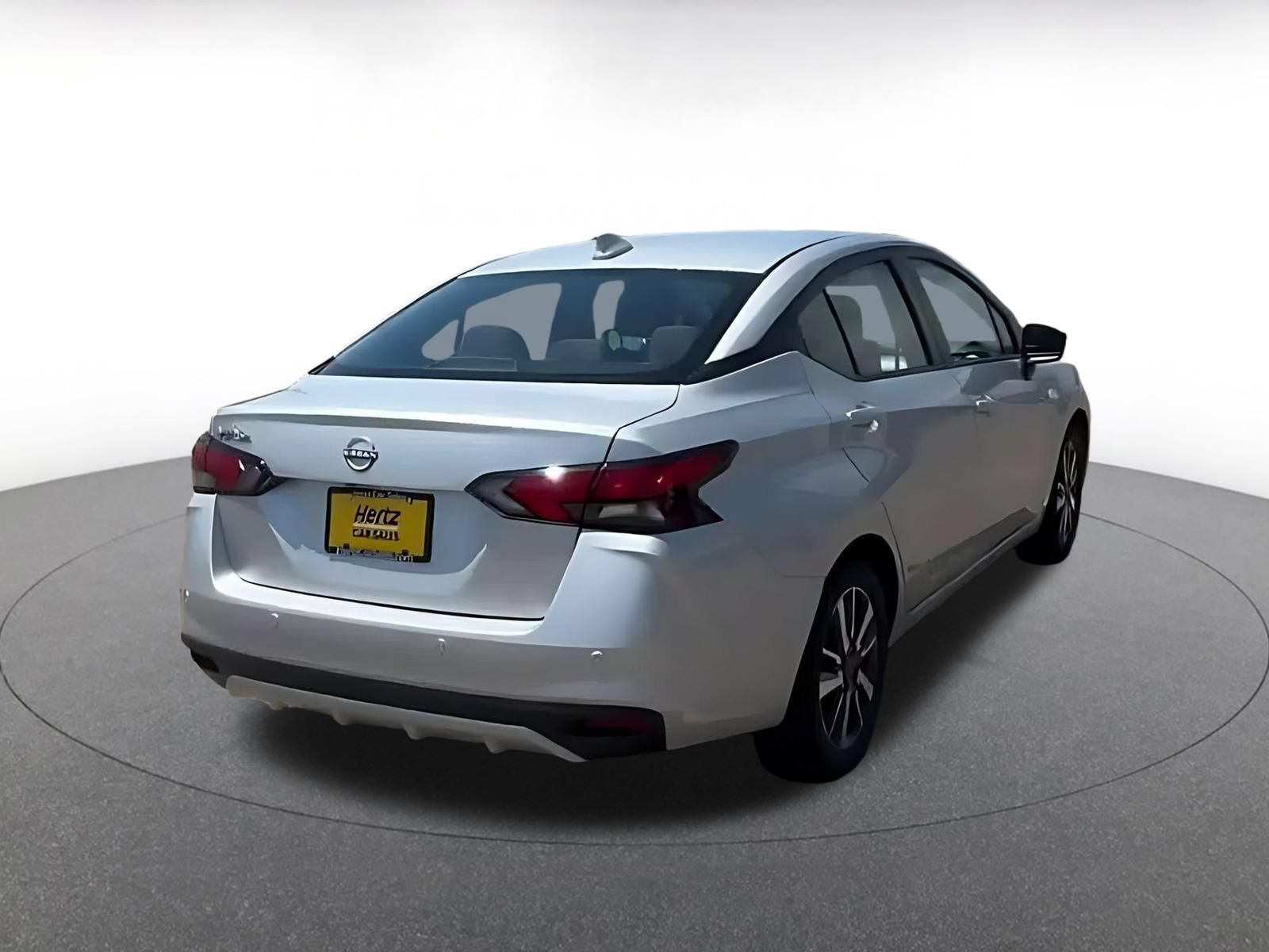 Used 2025 Nissan Versa SV FWD image 13