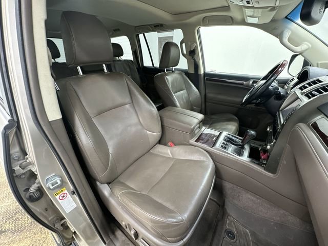 Used 2016 Lexus GX 460 image 27