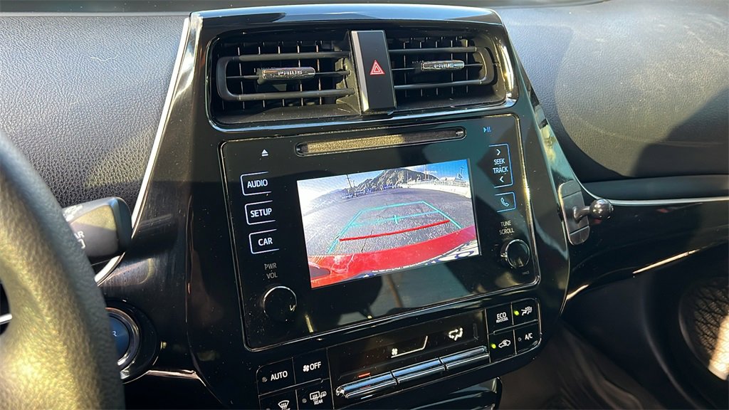 Used 2019 Toyota Prius LE image 18