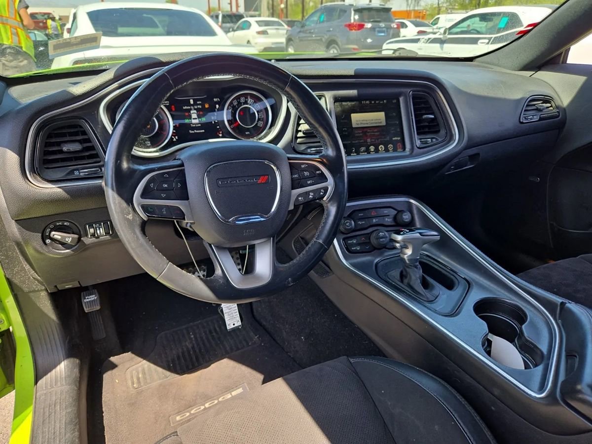 Used 2015 Dodge Challenger R/T Plus RWD image 8