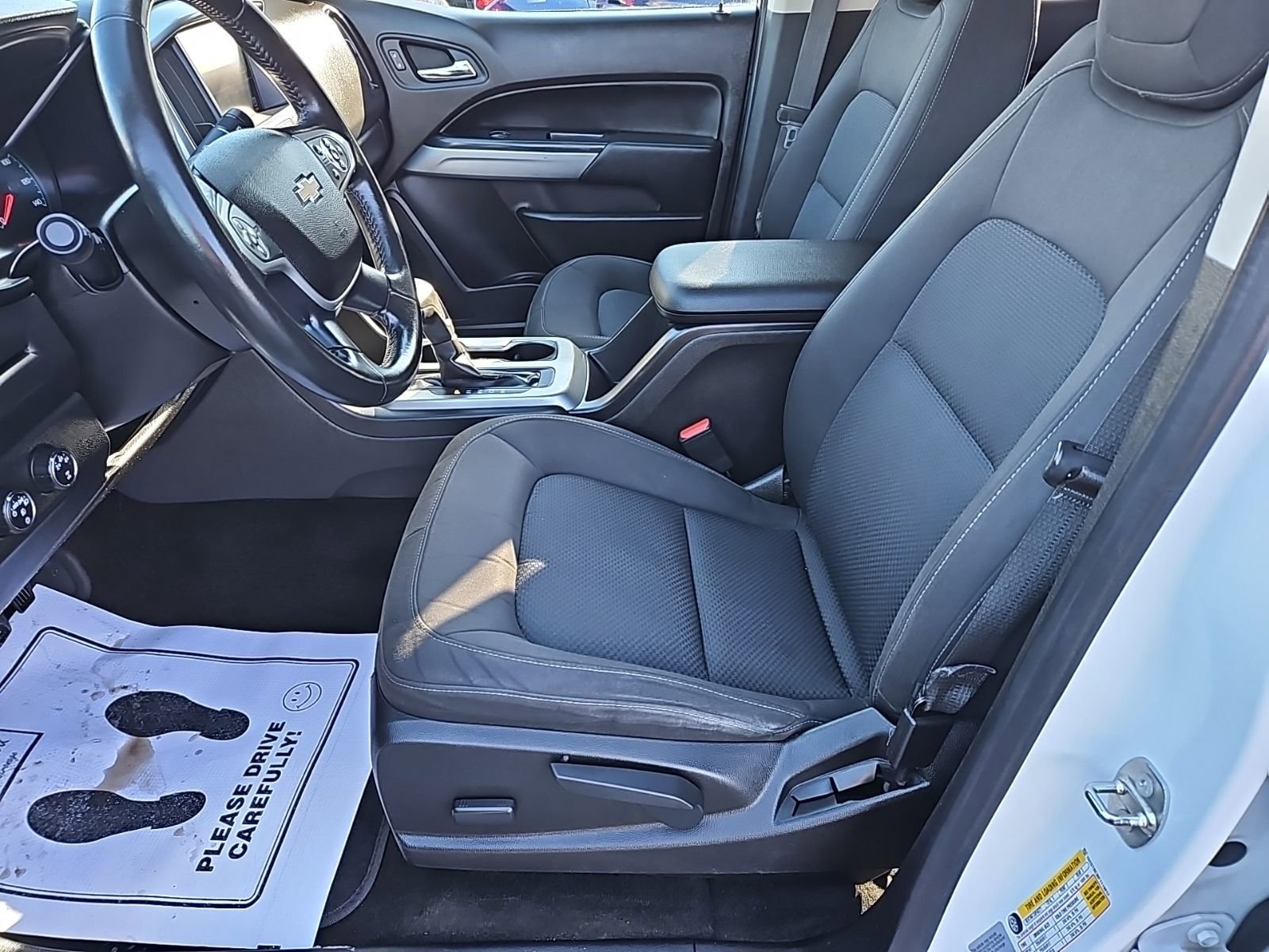 Used 2015 Chevrolet Colorado LT w/ LT Convenience Package image 11